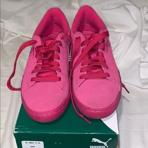 Girls Puma Suede Shoes